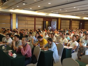 變頻空氣能合作商技術(shù)交流大會在石家莊圓滿舉行，共繪行業(yè)發(fā)展新藍(lán)圖